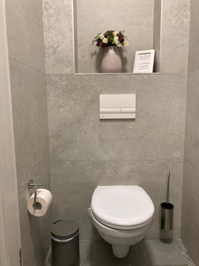 Papillon Apartment #6 Dumbravita  Экстерьер фото